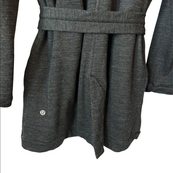 LULULEMON Charcoal Mid Weight Open Jersey Lined Toe Athletic Cardigan 8 - Picture 6 of 8